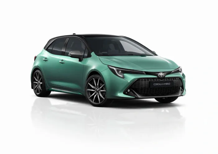 Toyota Hybrid 2000cc
